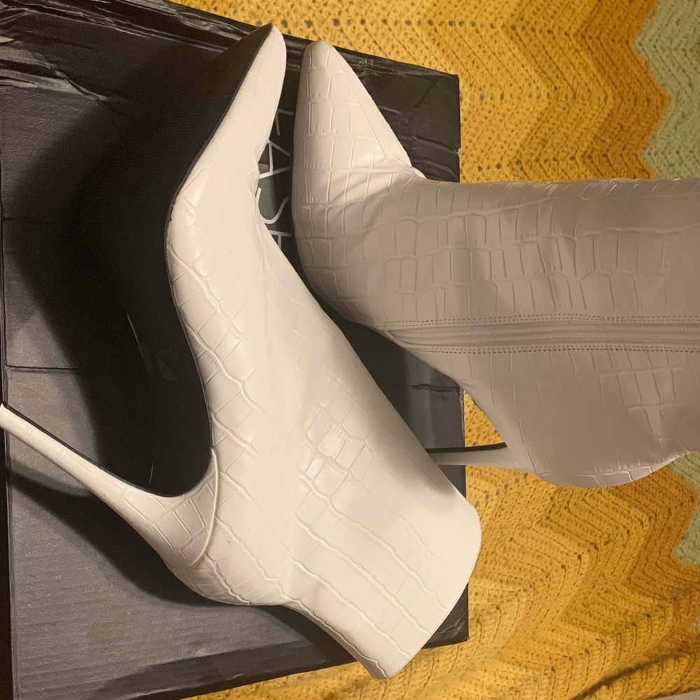 White Croc-Embossed Pointed Toe Stiletto Booties